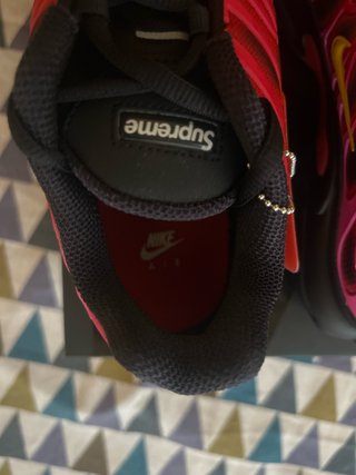 Supreme x Air Max Plus TN Talla 42