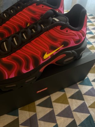 Supreme x Air Max Plus TN Talla 42