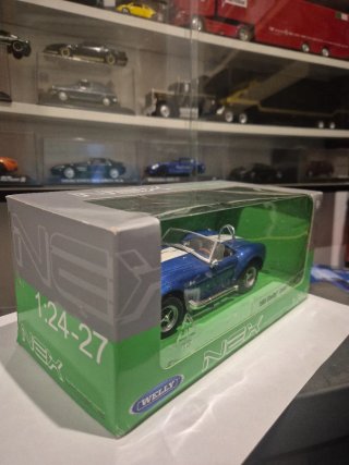 Shelby Cobra 427 SC 1965 1:24 Welly