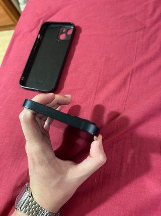 iPhone 13 azul marino.