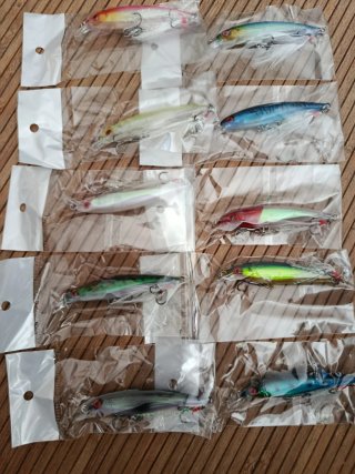10 señuelos Minnow 9cm 8gr