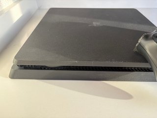 PS4 Slim 1TB Negra