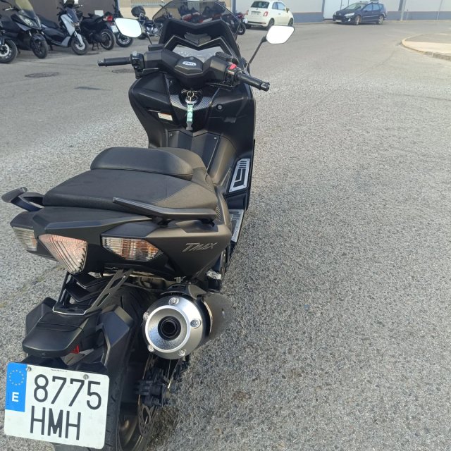 Yamaha TMAX 530 Maxi Scooter