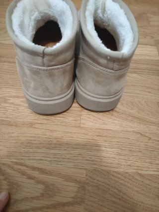 Botas beige de pelo