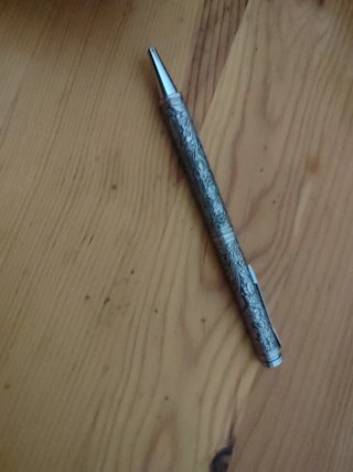Bolígrafo Plata Ley Dakota Grabado