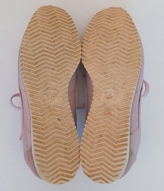 Zapatillas Nike Beige y Rosa