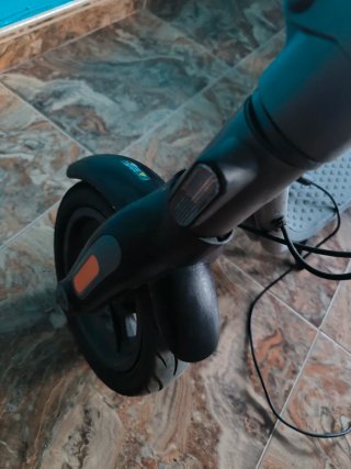 Patinete Ninebot Carga Máx 150 kg