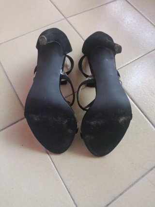 Sandalias de tacón aguja negras