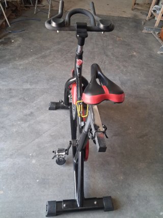 Bicicleta Spinning TENTABLE Roja y Negra