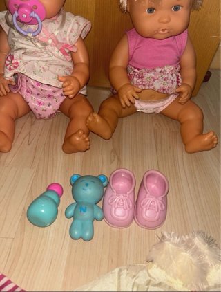 Lote de 2 Nenucos con accesorios