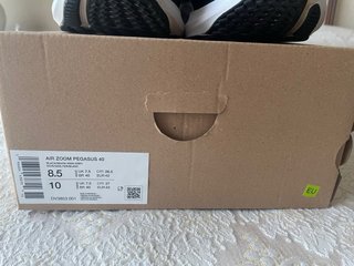 Nike Air Zoom Pegasus 40 Negro/Blanco