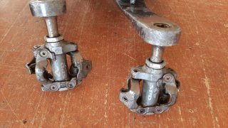 Bielas Shimano XTR 44T/32T/22T Pedales shimano