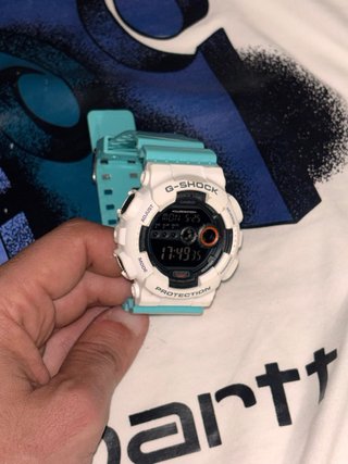 Casio G-Shock Reloj Blanco y Turquesa