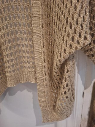 Chaqueta calada dorada talla única