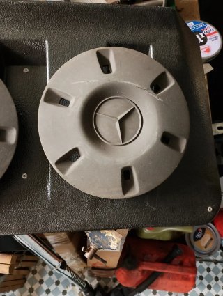 4 Tapacubos Mercedes Sprinter 6 tornillos