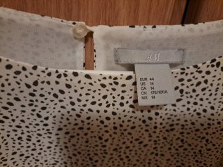 Blusa mujer con estampado de puntos