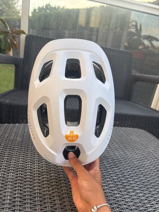 Bicicleta Rockrider Blanca y casco rockrider .