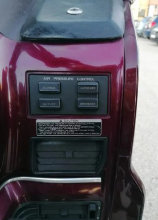 Honda Goldwing 1500 Touring Rojo (modelo EE.UU.)