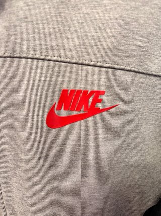 Sudadera Nike Advance15 Hoodie Gris Negra