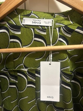 Vestido estampado Mango verde (estrenar) Negociabl