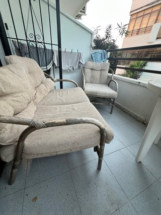 Sofá y sillón de terraza bambú y tela
