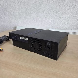 Consola PS2 Fat Negra + Cables