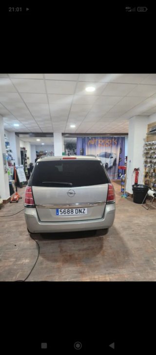 Opel Zafira 2005