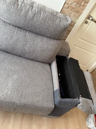 Sofá cama gris de tela