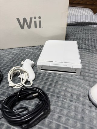 Consola Wii + 3 Juegos + Accesorios