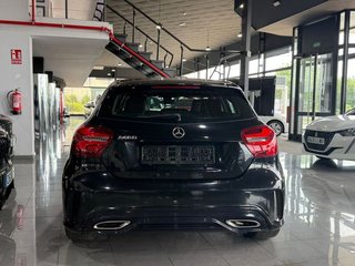 Mercedes Clase A A 180 AMG LED-Xenon Navi-Pro 1/2 Sport-Leather-Alcantara Camera Klima PDC AMG Line