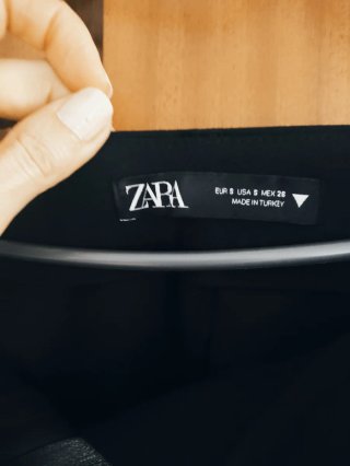 Falda Zara Negra Talla M