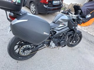 BMW F800R Negra y Gris