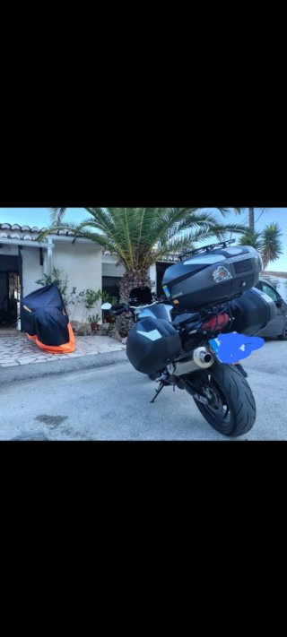 BMW F800R Negra y Gris