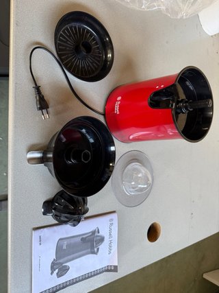 Exprimidor Eléctrico Russell Hobbs Rojo