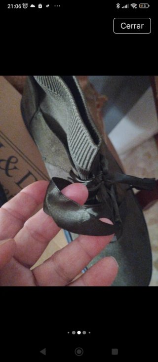 Botines deportivos verde oliva