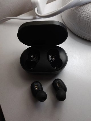 Auriculares Xiaomi Redmi Negros