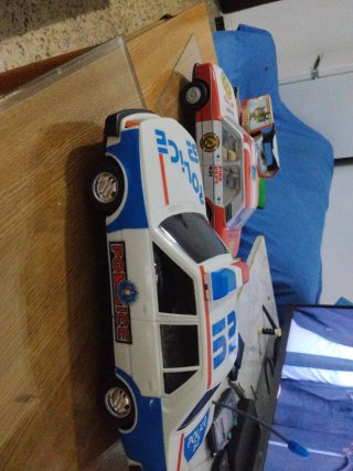 Coches de juguete antiguos: Policía y Bomberos