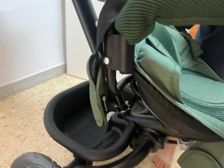 Triciclo infantil verde