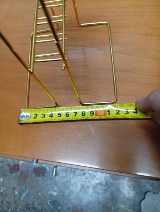 Organizador de colgantes dorado