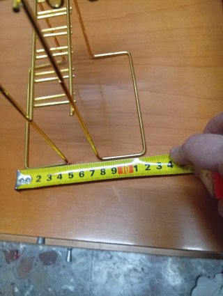 Organizador de colgantes dorado