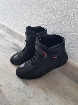 Botas de moto negras