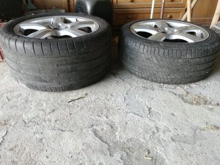 Vendo Llantas 18 Originales Mercedes con Neumátic
