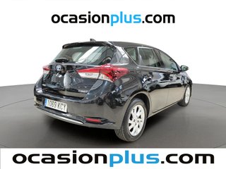 Toyota Auris 1.8 Hybrid Active 100 kW (136 CV)