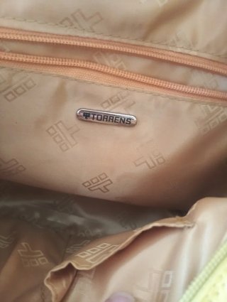 Bolso amarillo marca Torrens