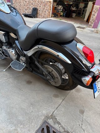 Kawasaki V900 Negra