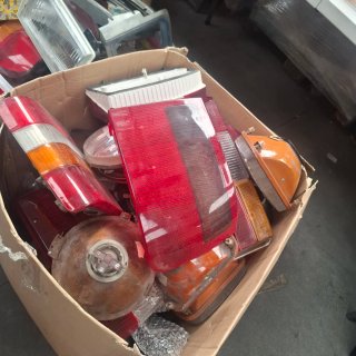 Lote repuestos coche clásico