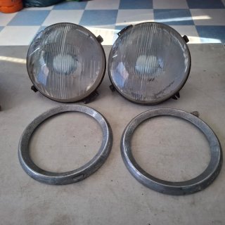 Lote repuestos coches clásicos