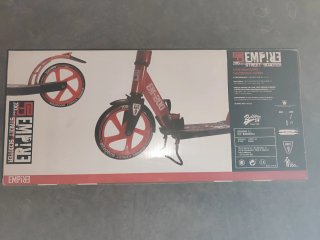 Patinete plegable Empire con caja