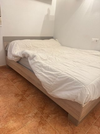 OFERTÓN!! Base cama 135cm + colchón