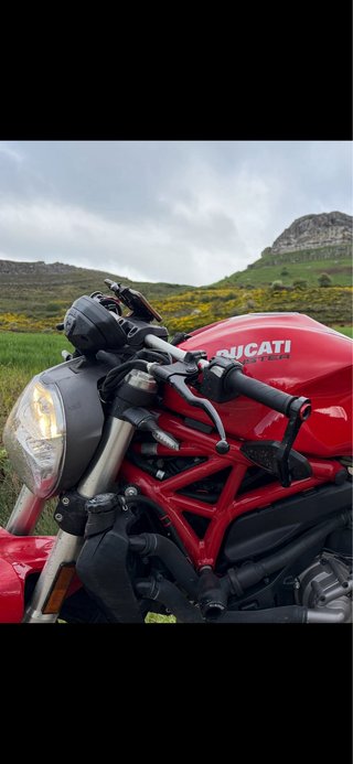 Ducati Monster 821 '19 Roja